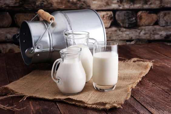 glass full of milk contain high calcium