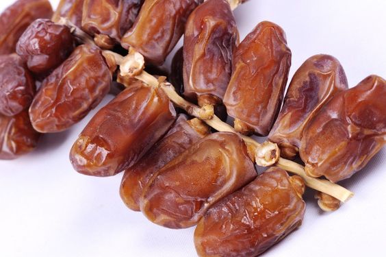 dates for maintain blood sugar level