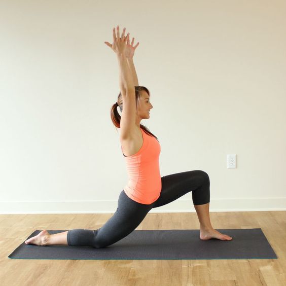 Low Lunge Arch is a standard yoga poses to stretch out Hip flexor as well as spine to promote bone health