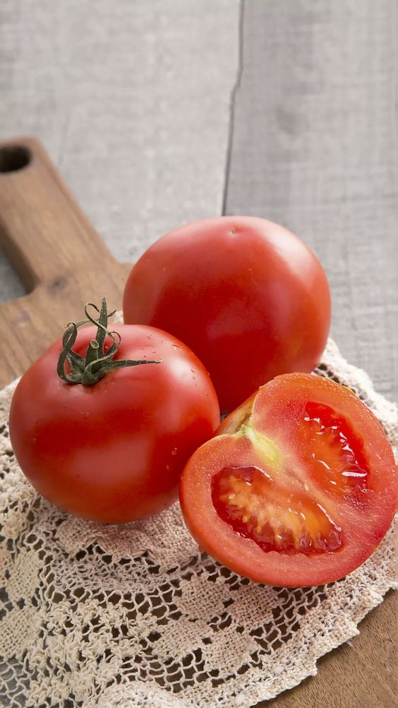 tomatoes are rich in nutrients for replenishing stamina after exercise